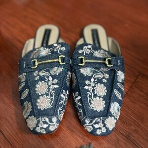 Steve Madden Blue Floral Embroidered Mules